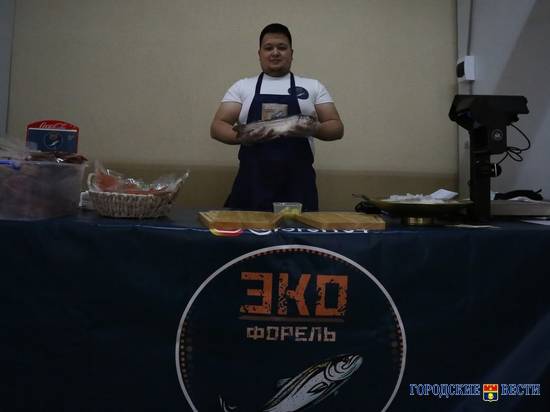 Фермерская ярмарка собрала сотни волгоградцев на Центральном рынке