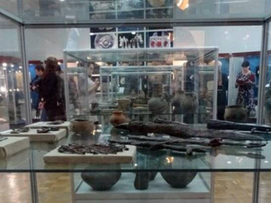 9 артефактов из курганного могильника передадут в музей Волгограда