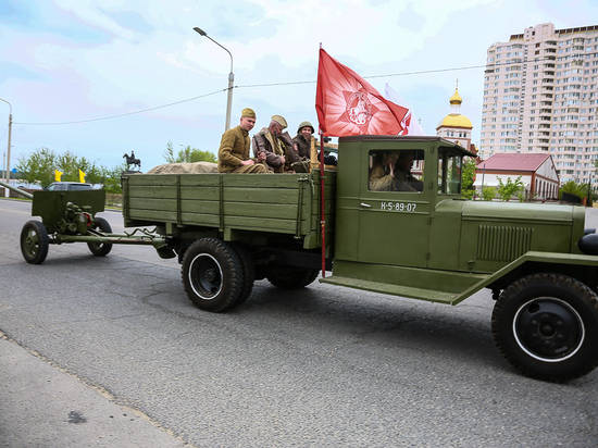 В Волгограде стартовал пробег ретротехники «Дорогами Великой Победы»