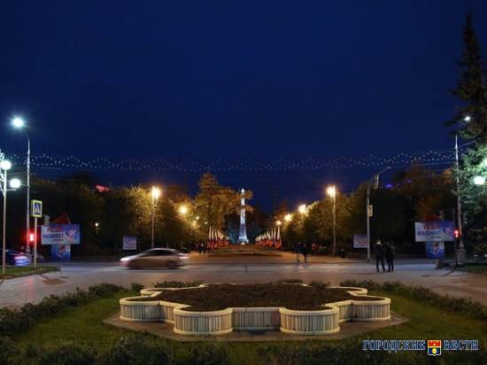 В трех районах Волгограда смонтируют более 170 новых точек освещения