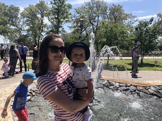 Волгоградцы поделились впечатлениями об обновленной набережной