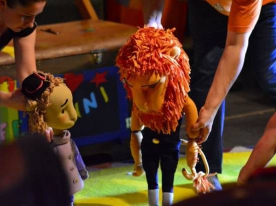 Волгоградский театр кукол приглашает на премьерные показы инклюзивного спектакля