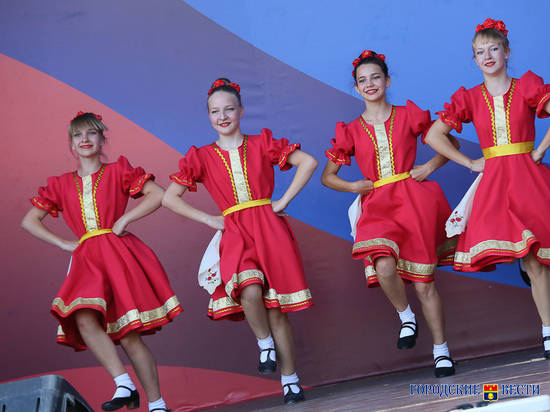 Волгоградцы сражаются за право выступить на Дне городапраздник набережная