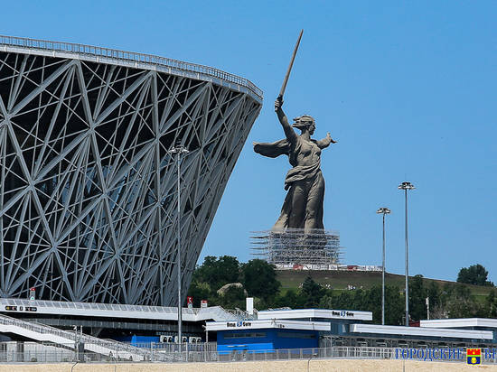 «Родина-мать» продолжает утопать в лесах