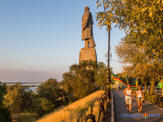 Памятник Ленину