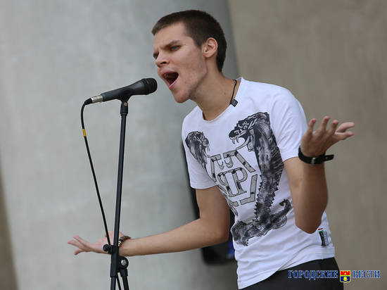 От рэперов до казаков: в Волгограде лучшие уличные артисты выступят на Дне города