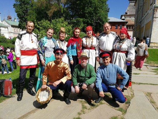 Волгоградский ансамбль «Казачья справа» выступит для участников летней молодежной школы