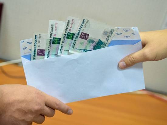 Волгоградка хотела откупиться от собственного ребенка, дав взятку приставу