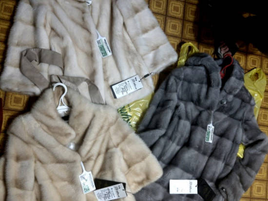 Волгоградец украл из магазина три меховые шубы стоимостью 300 тысяч рублей