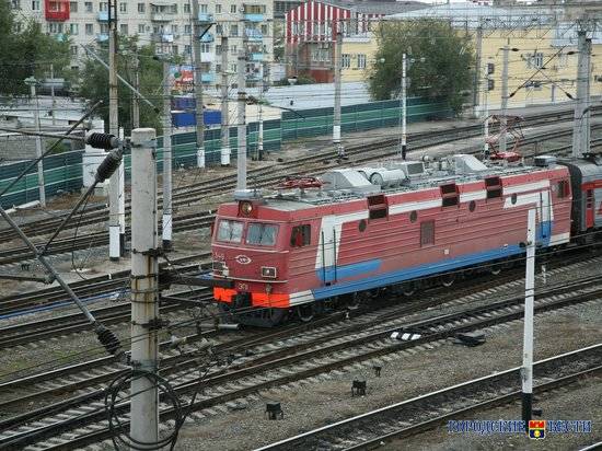 В Волгограде ночью сообщили о бомбе в поезде на центральном вокзале