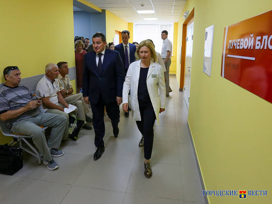 Андрей Бочаров детализировал задачи по развитию системы здравоохранения региона