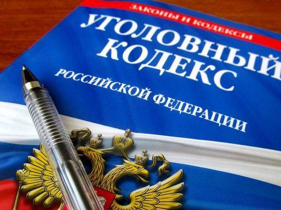 Не устояла перед соблазном: волгоградка в торговом центре стащила кошелек из чужой тележки