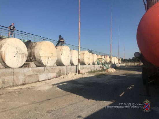 Волгоградские полицейские арестовали участников двух банд, занимавшихся хищением нефтепродуктов