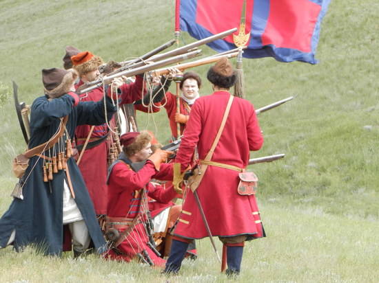 Под Волгоградом прошел военно-исторический фестиваль "Царицын"