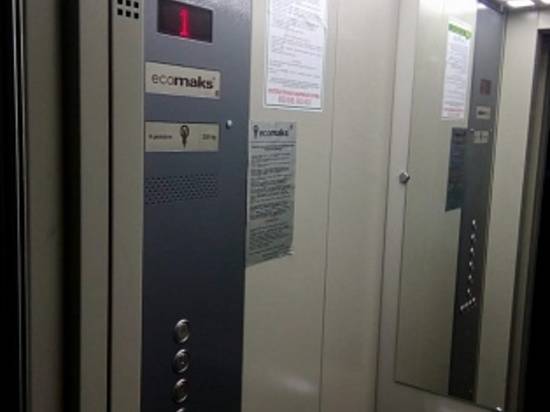 В волгоградских многоэтажках заменят 337 лифтов