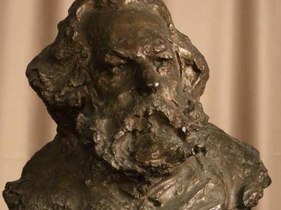 Волгоградцы могут увидеть бронзового Карла Маркса