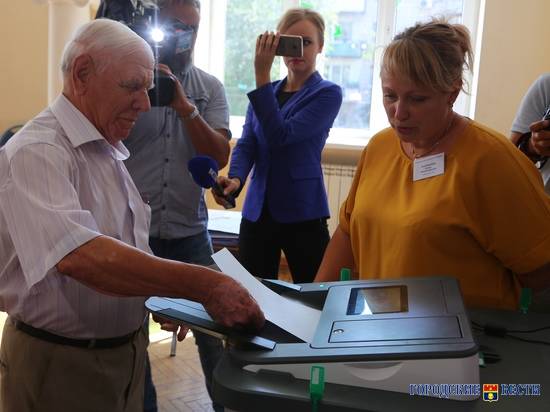 Ветеран: «Волгоградская область развивается хорошими темпами»