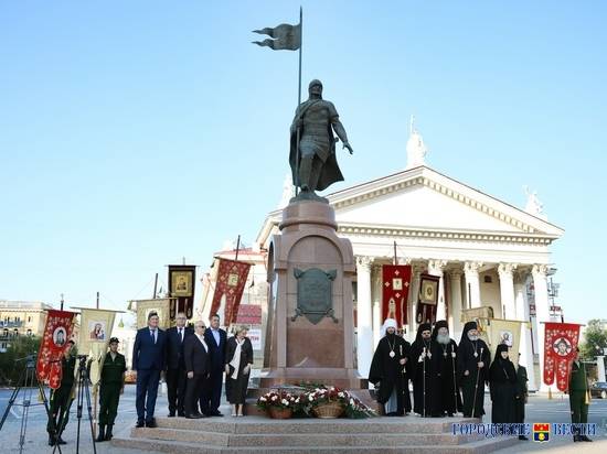 На Праздник всех святых пришли множество волгоградцев