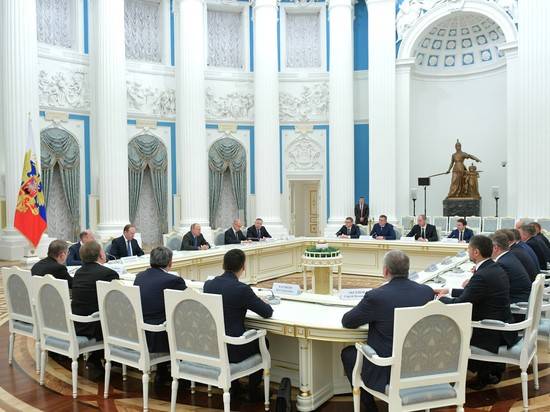 Андрей Бочаров принял участие во встрече Владимира Путина с избранными  главами регионов