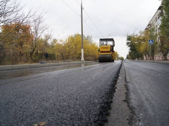 На улице Менжинского на Спартановке завершается ремонт дороги
