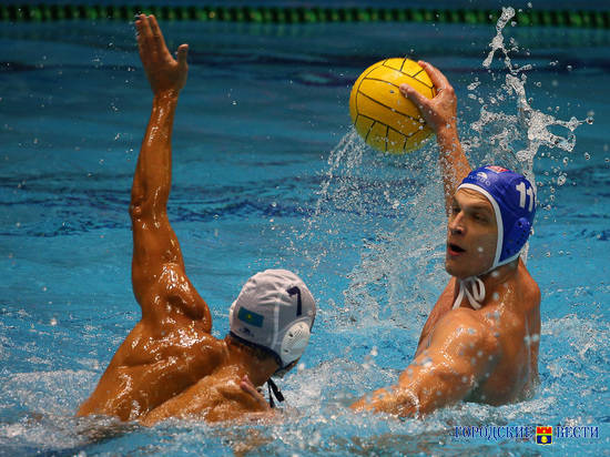 Волгоградские ватерполисты продолжают победную серию