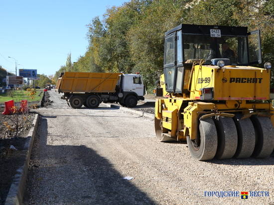 В Волгограде восстанавливают местный проезд по улице Еременко