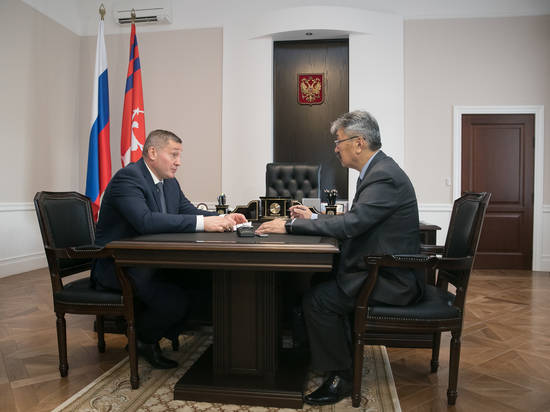Андрей Бочаров поставил задачи по бюджету Волгоградской области на будущий год