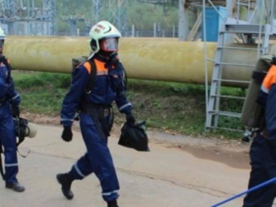 Волгоградские спасатели устраняли аварию на магистральном газопроводе