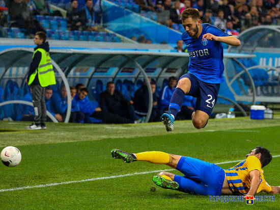 «Ротор» обыграл «Луч», забив 2 гола за 3 минуты