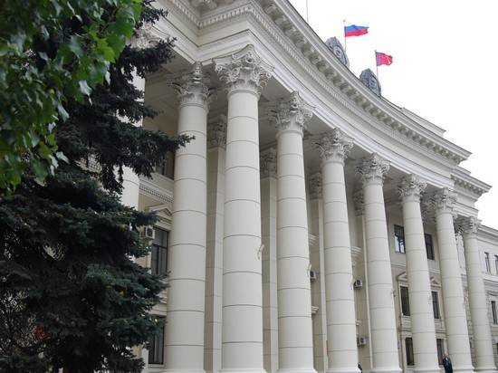В Волгоградской облдуме появился «человек-фракция»