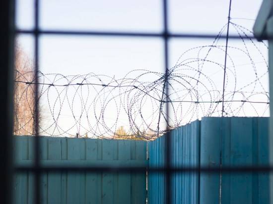 В Волгограде заключенный попросил даму сердца принести ему на свидание героин