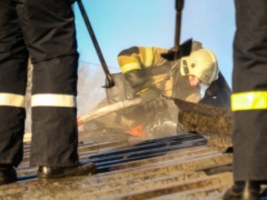 На пожаре в общежитии на севере Волгограда пострадали несколько человек