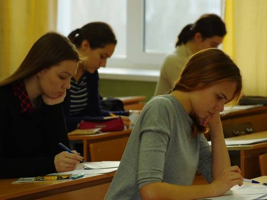 В Волгоградской области 10 тысяч одиннадцатиклассников напишут итоговое сочинение