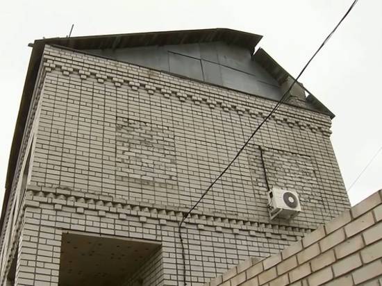 В Волгограде мошенники незаконно превратили коттедж в многоквартирный дом