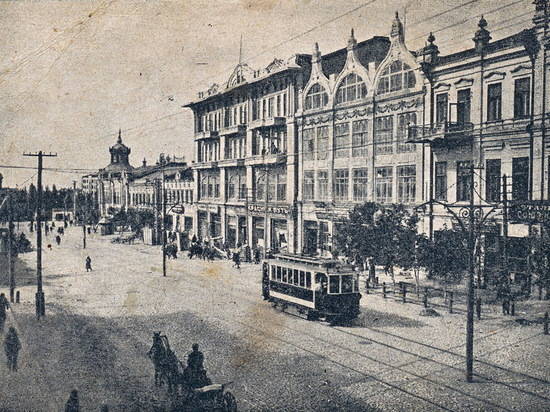 Волгоградец показал довоенное фото улицы Гоголя