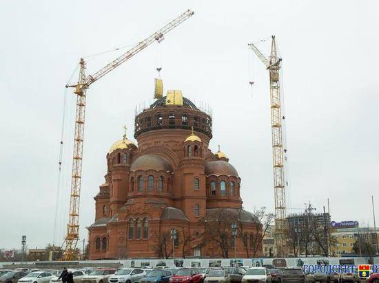 Андрей Бочаров проинспектирует ход строительства собора  Александра Невского