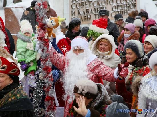 Россияне рассказали, что хотят получить от Деда Мороза