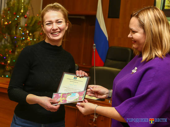 Новогоднее оформление торговых объектов оценили в Волгограде