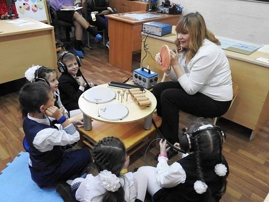 Специалисты психолого-педагогических пунктов провели более 120 тысяч консультаций для семей Волгоградской области