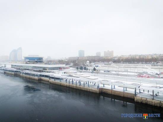 Гололед, снег и штормовой ветер ожидаются в Волгограде в четверг