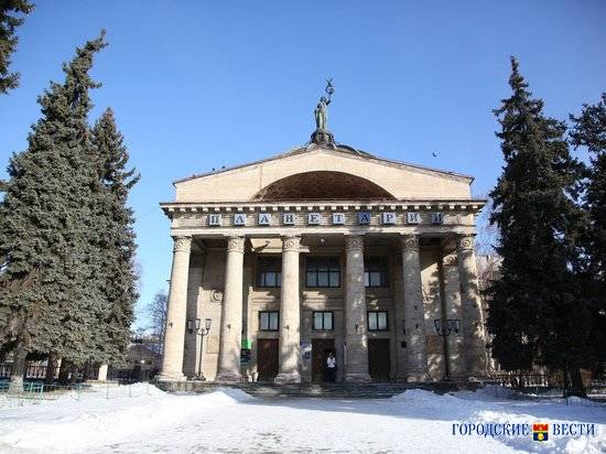 Назло прогнозам: в Волгограде установилась ясная солнечная погодаПогода снег планетарий