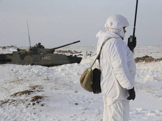 На учениях под Волгоградом используют тактический военный десант