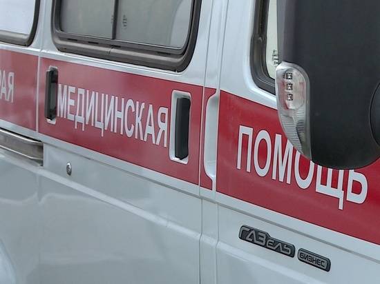 Волгоградский дальнобойщик погиб под колесами своего же «Камаза»