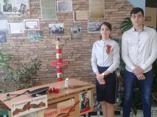 В 16 школах Волгоградской области открылись именные парты героев – фронтовиков
