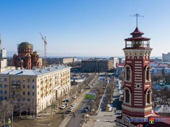 Тёплый, но ветреный день ожидает волгоградцев перед праздничными выходными