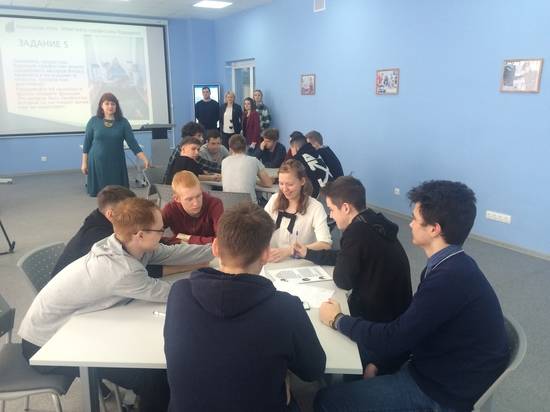 Волгоградских школьников обучат IT-технологиям и парикмахерскому искусству