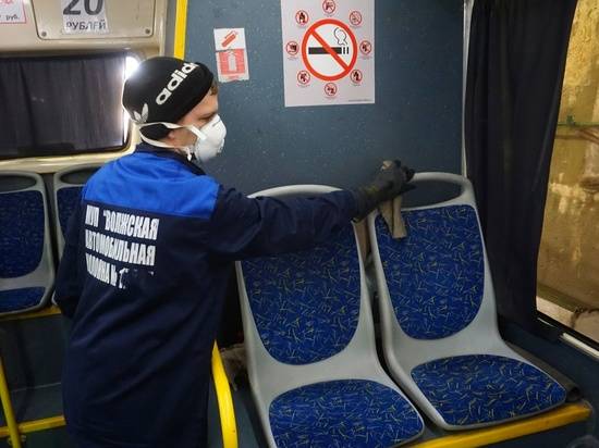 В волжских автобусах установили дозаторы с антисептиком