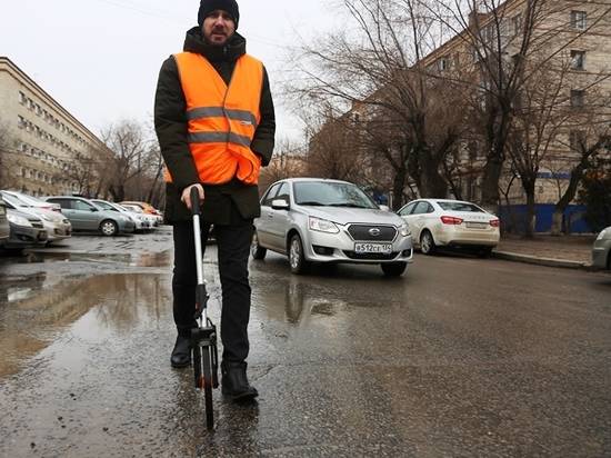 В Волгограде проводят комиссионные проверки гарантийных дорожных объектов