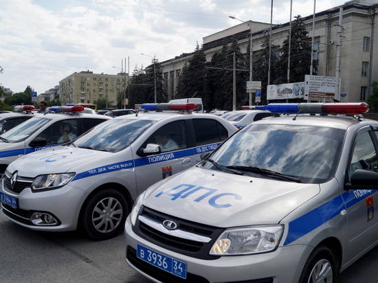 Штраф в 500 рублей: в Волгограде проверят машины на наличие тонировки