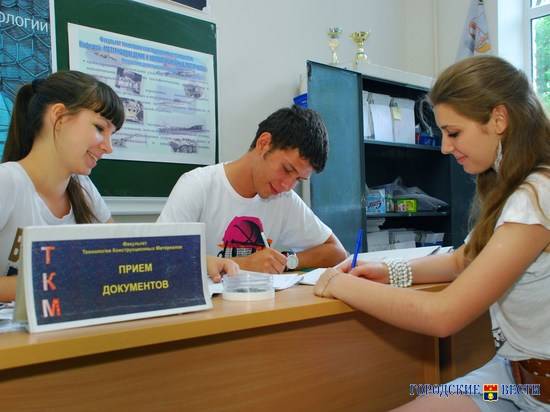 Российские выпускники мечтают работать в госсекторе и быть предпринимателями